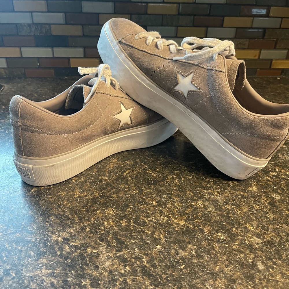 Retro platform Converse shoes.  Size 11
